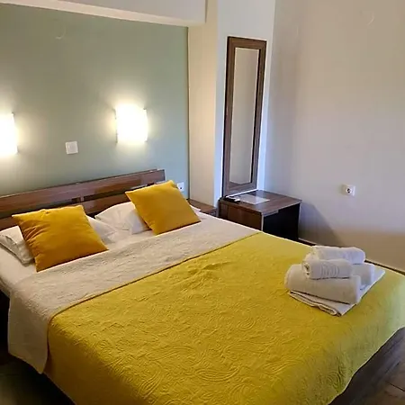 Anassa Deluxe & Potamia