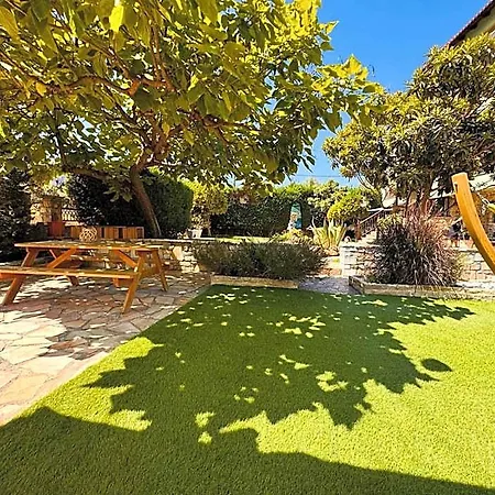Anassa Deluxe & 3*