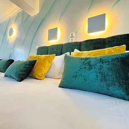 Anassa Deluxe & Szálloda 3*