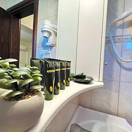 Anassa Deluxe & Szálloda 3*