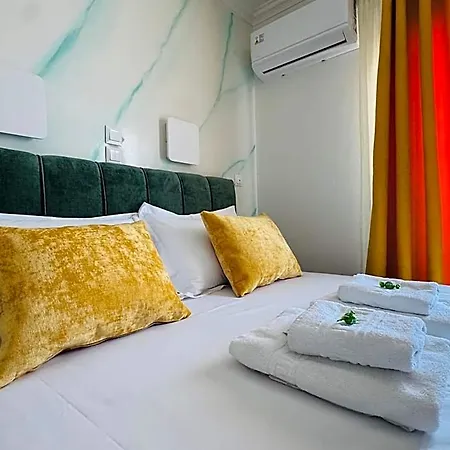 Anassa Deluxe &