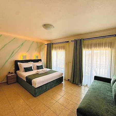 Anassa Deluxe & Potamia